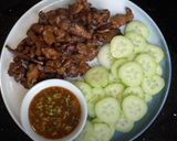 รูปขั้นตอนการทำที่ 8 ของ หมูกระเทียม สูตรแม่สอนมา (ลำเอียงว่า) อร่อยที่สุดในโลก