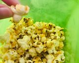 Foto langkah ke 3 dari resep Caramel popcorn.