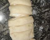 Foto del paso 3 de la receta: Medialunas con aceite