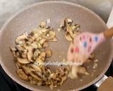 Foto langkah ke 11 dari resep Salmon steak with creamy mushroom sauce.