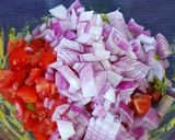 A picture of step 1 of Chunky Salsa.