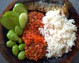 Foto langkah ke 2 dari resep #nasi ikan oncom sambal geprek.