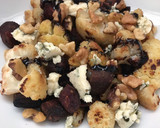 Foto del paso 5 de la receta: Coliflor y betabel asados con queso azul y nueces de Castilla