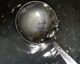 Foto langkah ke 4 dari resep Bolu kukus ubi ungu.