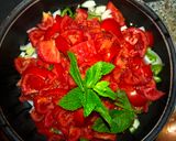 Foto del paso 1 de la receta: Sopa de tomate jerezana