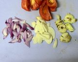 Foto langkah ke 2 dari resep 627. Sayur Bening Bayam dan Oyong.