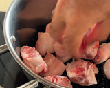 Foto del paso 1 de la receta: Alubias de Tolosa con manitas de cerdo