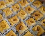 A picture of step 3 of Baklava with Peanuts.