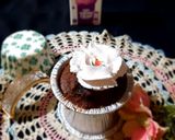 A picture of step 6 of Chocolate Cupcakes.