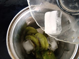 કીવીમોકટેલ(Kiwi Mocktail Recipe in Gujarati)