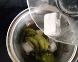 કીવીમોકટેલ(Kiwi Mocktail Recipe in Gujarati) રેસીપી સ્ટેપ2ફોટો