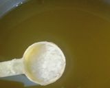 A picture of step 1 of Pine apple tang.
