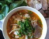 Hình bước làm 2 của món Bún bò Huế