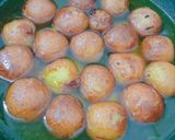 सूजी/रवा के गुलाब जामुन (Suji/ rava ke gulabjamun recipe in Hindi) रेसिपी चरण 4 फोटो
