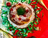 A picture of step 4 of Christmas -Cinnamon wreath Bread.