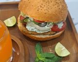 عکس مرحله 14 از دستور 🍔همبرگر مرغ (مرغ برگر) با سس جعفری و سیر🍔