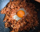 Gambar langkah 4 resipi NasGor Cendawan & Telur.