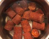 Savanyú krumplileves kolbásszal recept fázis 3 fotója