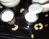 A picture of step 4 of Kaju pista shake.