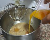Foto del paso 2 de la receta: Budín de naranja y avena relleno de dulce de leche