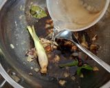 Foto langkah ke 5 dari resep Semur Ayam Rempah.