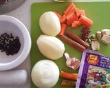 A picture of step 1 of Meat Soup.