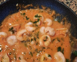 Foto del paso 2 de la receta: Fideuá rápida con guisantes, calamares y gambas