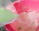 Foto langkah ke 2 dari resep Mochi gulung.