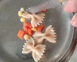 A picture of step 3 of Farfalle Pasta in Cheesy White Sauce.