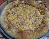 Foto langkah ke 12 dari resep "Veggie Cheese" pizza dough with TunaCorn mayo.