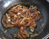 Foto del paso 5 de la receta: Espaguetis con cebolla caramelizada y yema curada