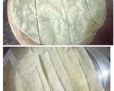 A picture of step 3 of Cheese paneer mini samosa.
