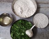 મેથી ના થેપલા (Methi Thepla Recipe In Gujarati) રેસીપી સ્ટેપ1ફોટો