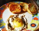 A picture of step 3 of Half fry egg with Crispy Pav.