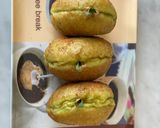 Foto langkah ke 4 dari resep Bomboloni pandan gulmer filling mocca.