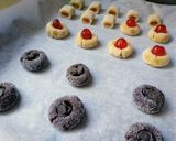 Foto del paso 13 de la receta: Panellets variados (chocolate, membrillo y guindas confitadas)