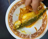 Gambar langkah 2 resipi Ikan Caru Goreng Sambal Kicap Sempoi Che Tom.