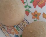 A picture of step 3 of Aloo paratha.