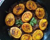 A picture of step 6 of Egg onion roast.