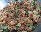 A picture of step 3 of Chicken Aloo Samosa(street style).