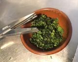 Une image de l'étape 1 de Melon « tour de pise » à la menthe fraîche et mozzarella di buffala.
