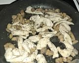Une image de l'étape 1 de Baguettes pizza au poulet.