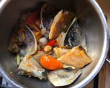 Foto langkah ke 3 dari resep Pindang tulang dan kepala ikan / palumara.