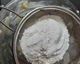 A picture of step 2 of Choco chip cookies.
