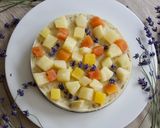 Foto del paso 4 de la receta: Tarta de gelatina de piña y galletas