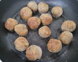 Foto del paso 6 de la receta: Albóndigas de berenjenas, con salsa de tomate