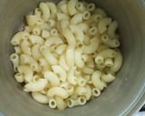 Foto langkah ke 1 dari resep Telur Macaroni Sayur.