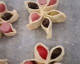 Foto del passaggio 9 della ricetta ANTIPASTI FIORI DI SFOGLIA 🏵️🌼😋