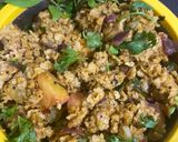 A picture of step 2 of Chapati upma.