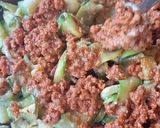 Une image de l'étape 4 de Tagliatelles de courgettes et bolognaise végétale.